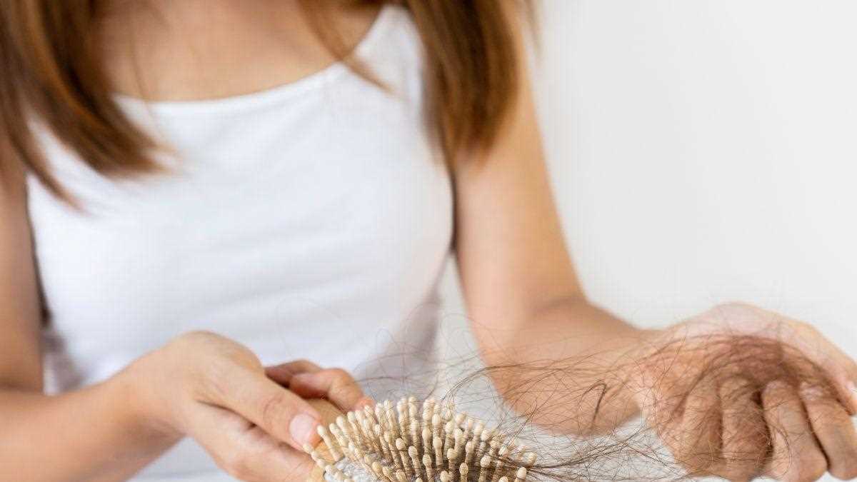 Babcine sposoby na wypadanie włosów - skuteczne metody