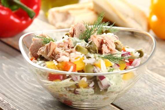 Bardzo dobre sałatki - przepisy na zdrowe i smaczne dania