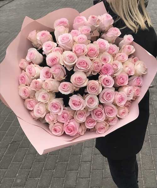 Bukiet różowych róż - piękne i romantyczne bukiety różowych róż