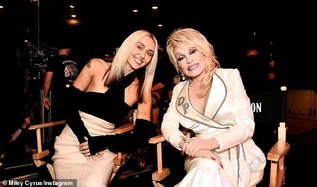 Miley Cyrus i Dolly Parton – niezrównane ikony muzyki country spotykają się na scenie