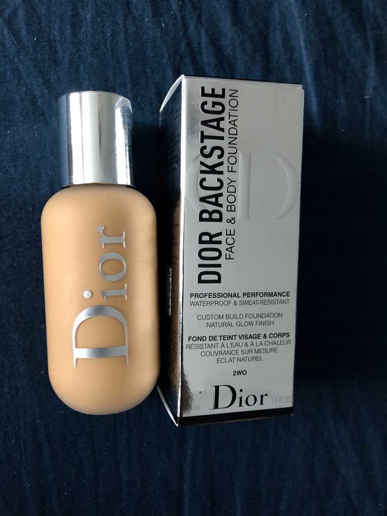 Dior backstage podkład - doskonała jakość i profesjonalne efekty