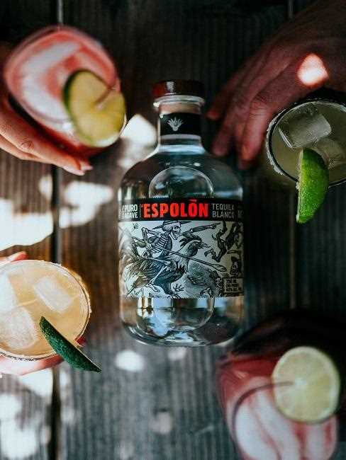 Jak pić tequilę - poradnik dla początkujących 3 5. Pij odpowiedzialnie