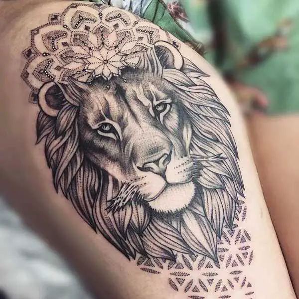 Tatuaż lwa - symbol siły i kobiecości