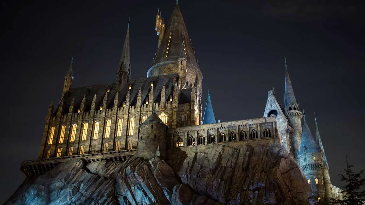 Powrót do Hogwartu wszystko co musisz wiedzieć o powrocie do szkoły magii
