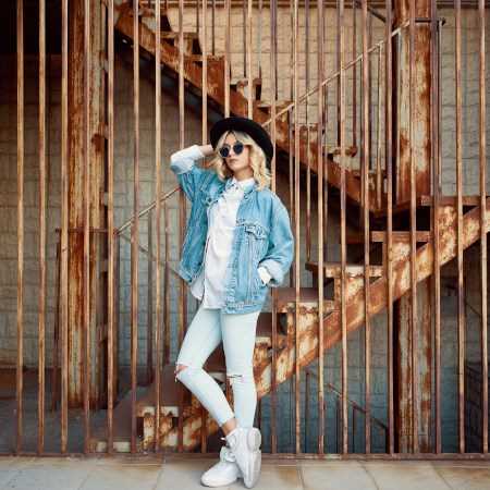 Stylizacje z jeansami najnowsze trendy i inspiracje - Modapl Stylizacje z jeansami najnowsze trendy i inspiracje - Modapl